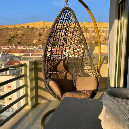 Penzion Sunset Surf Twin Private Lockable With A Private Bathroom For Your Own Use And Shared Kitchen And Living Almada