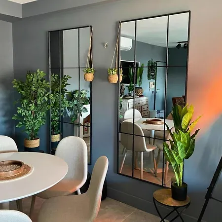 Sunset Surf Twin Private Lockable With A Private Bathroom For Your Own Use And Shared Kitchen And Living * Almada