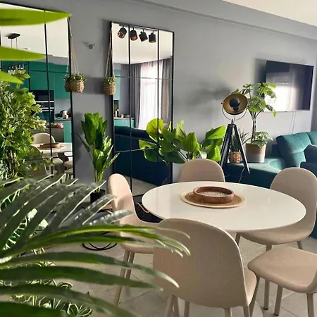 Penzion Sunset Surf Twin Private Lockable With A Private Bathroom For Your Own Use And Shared Kitchen And Living Almada